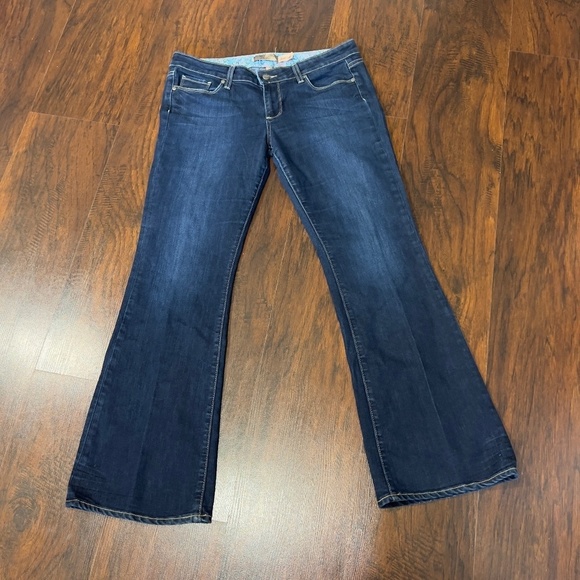 PAIGE Denim - 31 PAIGE Petite PREMIUM DENIM LAUREL CANYON. Sz 31 Dark Wash Flared Jeans EUC